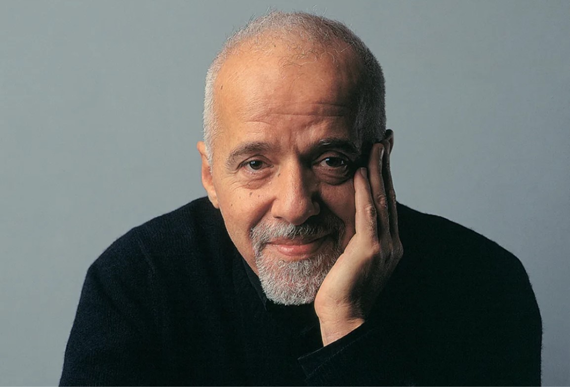 ‘O Diário de um Mago’, livro de Paulo Coelho, vai virar filme na Netflix