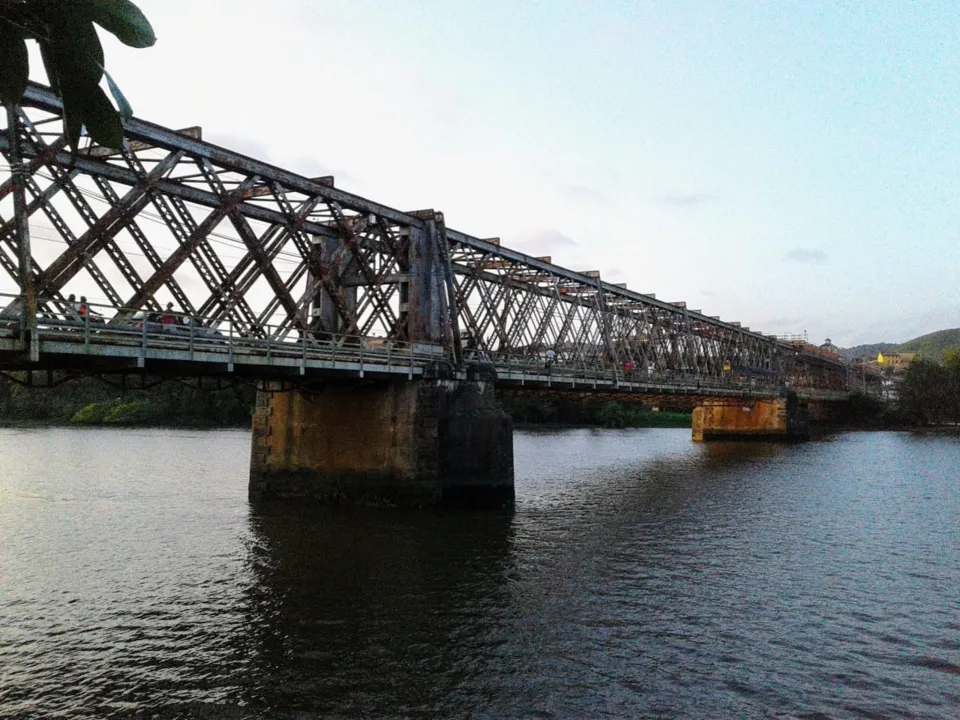 Ponte que liga Cachoeira e São Félix vai ganhar iluminação cênica