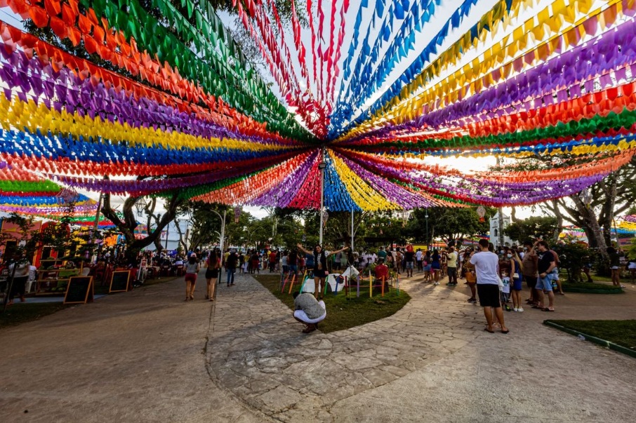 Cidades baianas investem R$ 195 milhões em artistas para o São João