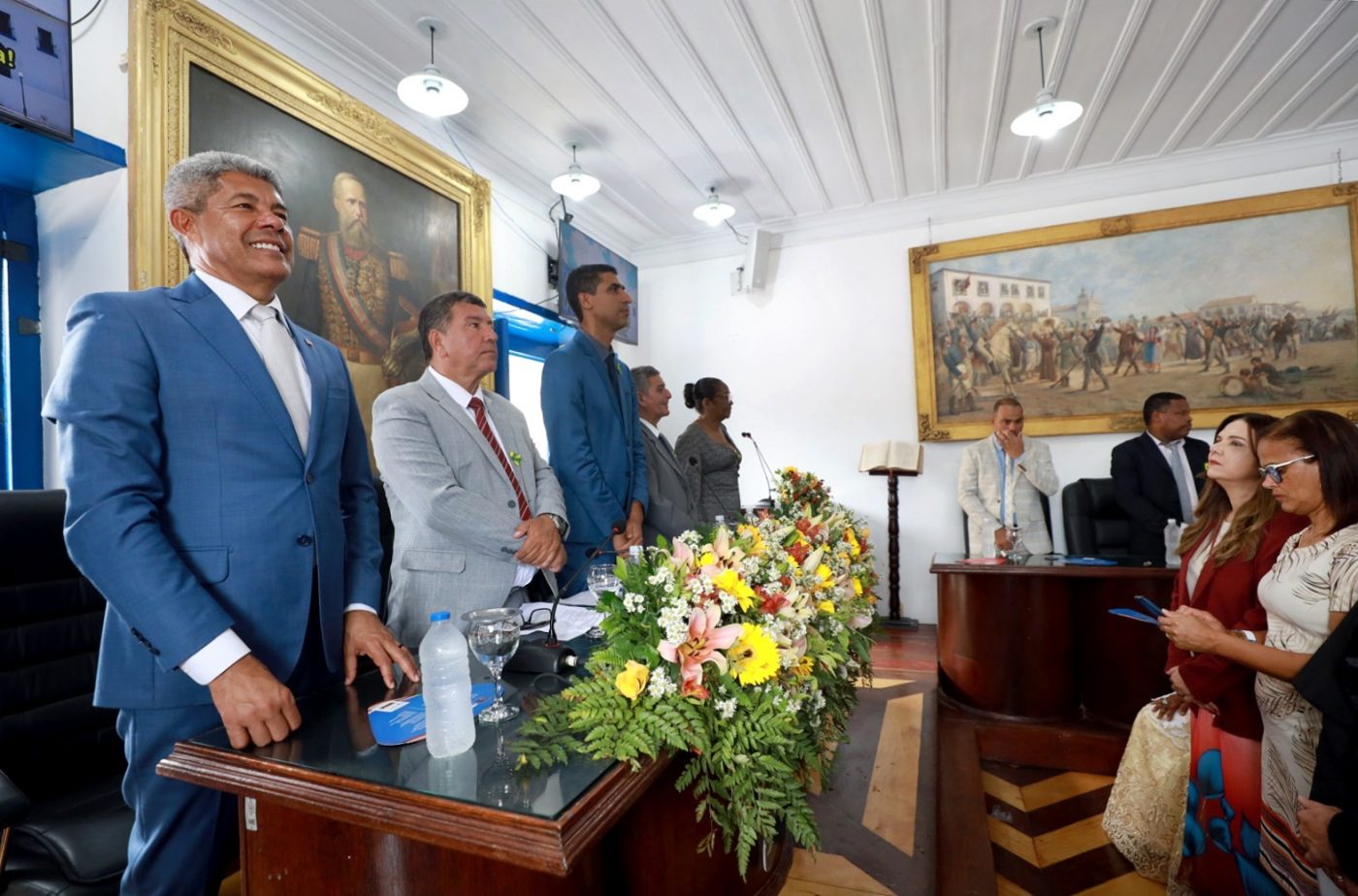 Transferência da sede do Governo do Estado para Cachoeira, no Recôncavo, marca o início das comemorações pelo 2 de Julho. Veja fotos