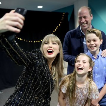 Príncipe William leva os filhos George e Charlotte para show de Taylor Swift em Londres