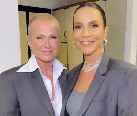 Ivete Sangalo e Xuxa viram ‘modelos’ e desfilam para grife de Sasha; veja vídeo