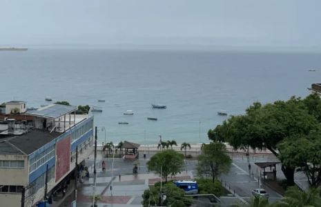 Sol ou chuva? Saiba qual a previsão do tempo para o final de semana em Salvador