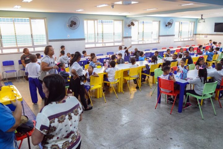 Salvador contabiliza oito mil estudantes com necessidades especiais na rede pública de ensino