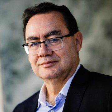Escritor best-seller Augusto Cury lança pré-candidatura à Presidência da República