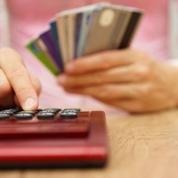 Portabilidade do saldo devedor do cartão de crédito começa a valer nesta segunda-feira (1°)