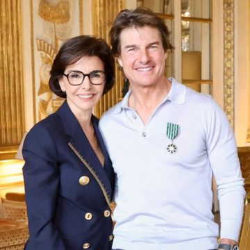 Tom Cruise recebe título de Cavaleiro das Artes e Letras na França