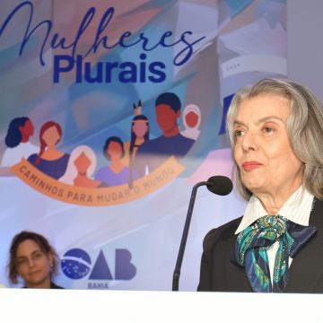 Em Salvador, ministra Cármen Lúcia, do STF, denuncia violência no Judiciário e cobra maior participação feminina