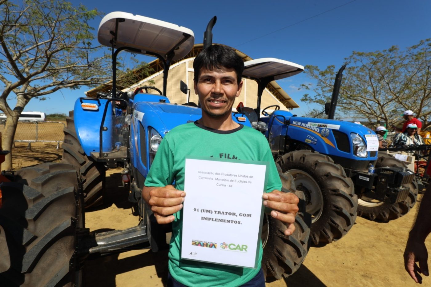 Em Vitória da Conquista, Governo da Bahia anuncia mais de R$ 100 milhões para a agricultura familiar