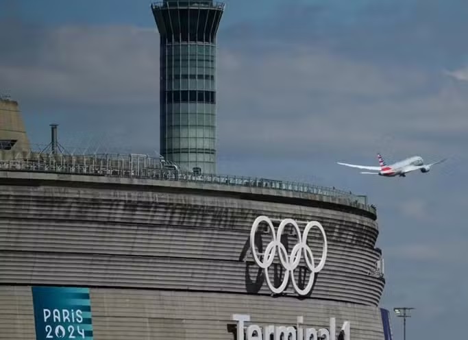 Acordo: greve nos aeroportos de Paris é cancelada a uma semana das Olimpíadas