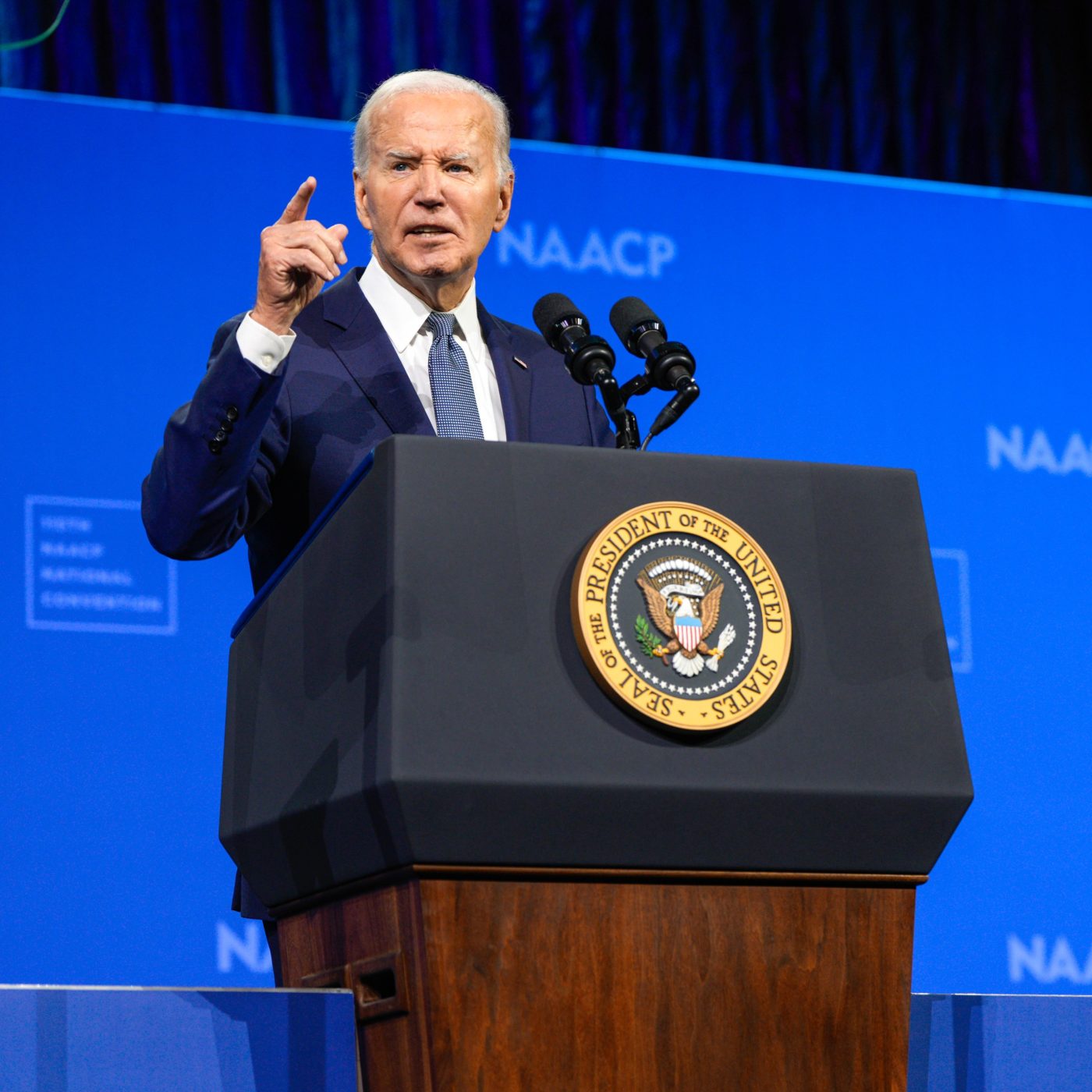 Joe Biden anuncia que não irá se candidatar à reeleição nos EUA