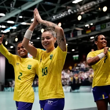 Handebol: Brasil estreia em Paris com vitória impecável contra Espanha
