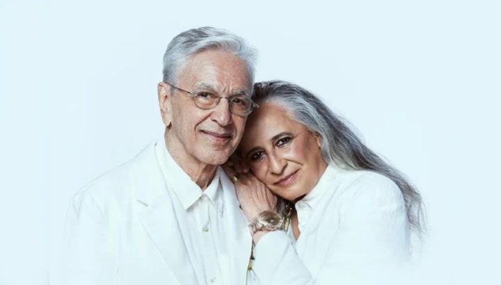 Caetano Veloso compartilha registro de ensaios para turnê com Maria Bethânia: ‘Preparados?’