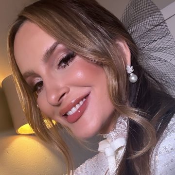 Carioca, Claudia Leitte revela que mãe chegou a entrar no avião para parir na Bahia