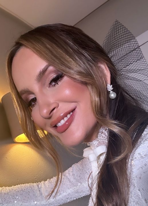 Carioca, Claudia Leitte revela que mãe chegou a entrar no avião para parir na Bahia