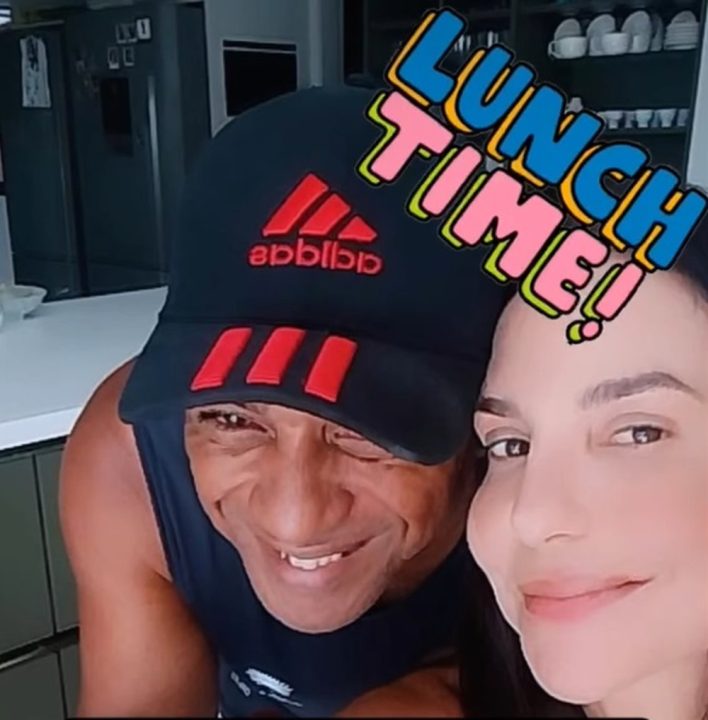 Em dia de descanso, Ivete escolhe Imbassaí para o almoço de domingo