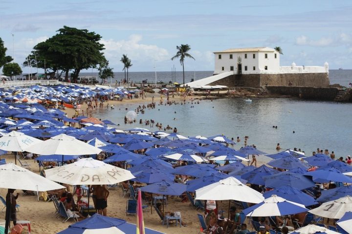 Vai dar praia? Confira previsão do tempo para o fim de semana em Salvador