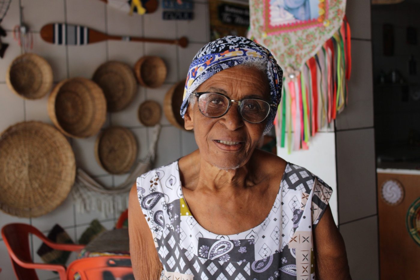 Conheça Tia Maria, cozinheira de 80 anos que comanda restaurante há pelo menos 4 décadas em Salvador