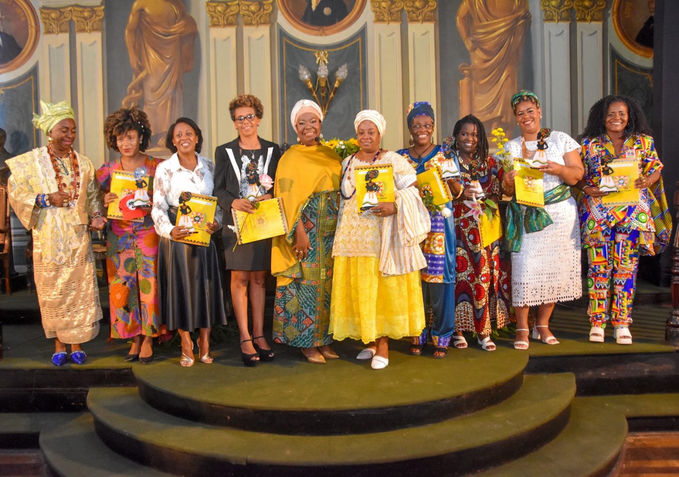 Prêmio Mulheres Negras contam suas histórias terá abertura com Jau no Pelourinho