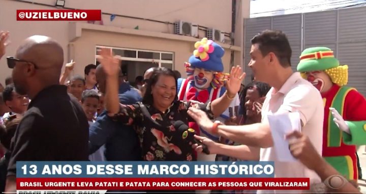 Após 13 anos do meme, Patati e Patatá verdadeiros reencontram moradores de Paripe