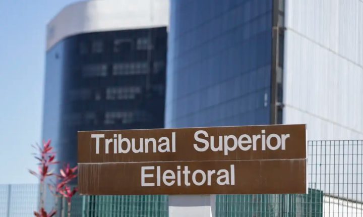 TSE cancela envio de servidores para acompanhar eleição na Venezuela