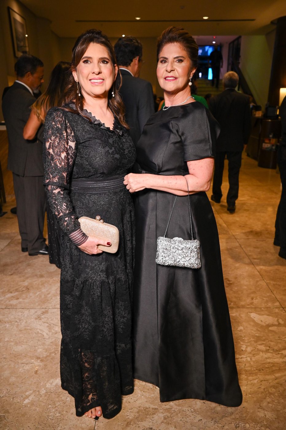 Maria Cristina Mascarenhas e Marisa Jansen