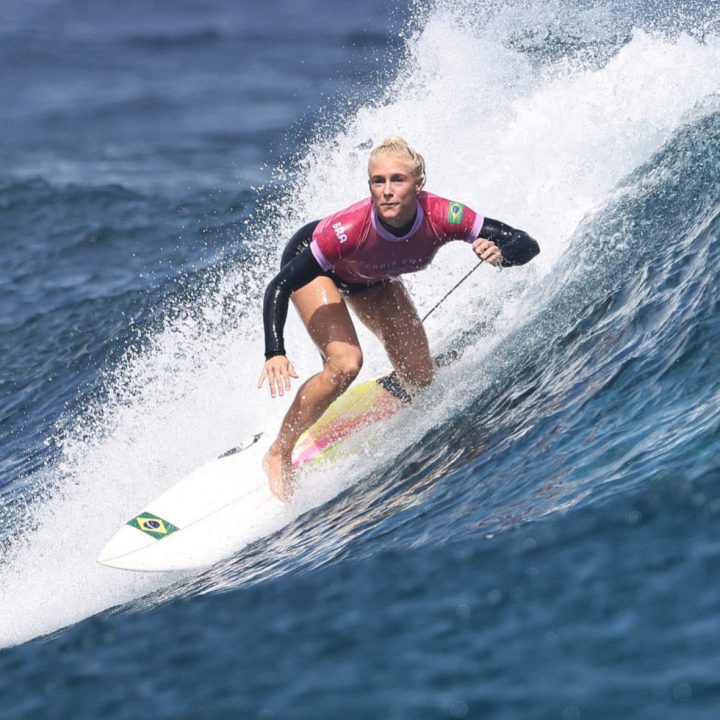 Tatiana Weston-Webb coloca Brasil na final do surfe nas Olimpíadas de Paris 2024