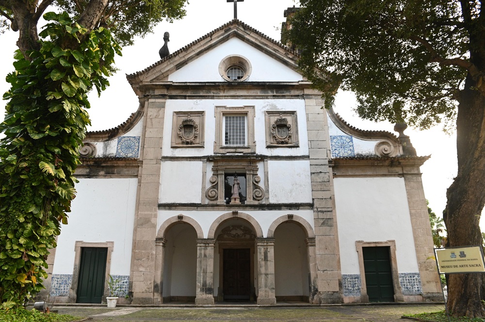 Conheça obras de valor incalculável do maior museu de arte sacra barroca da América Latina