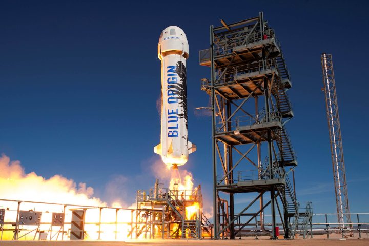 Blue Origin lança oitavo foguete de turismo espacial