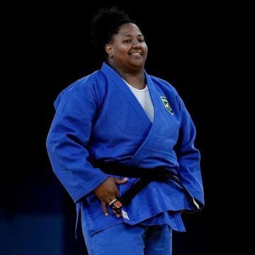 Judô: Bia Souza supera francesa n°1 do mundo e vai disputar ouro