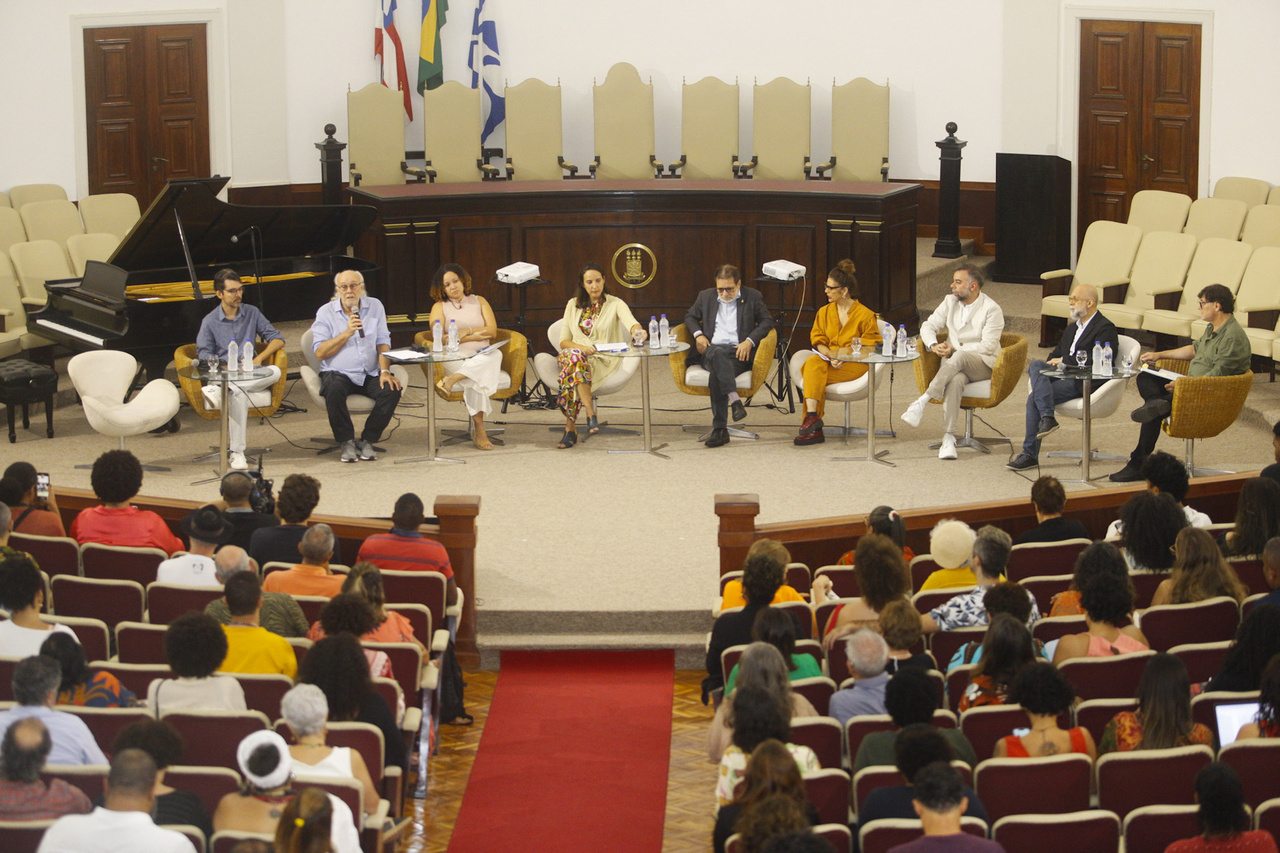 Encontro de Estudos Multidisciplinares em Cultura celebra vigésima edição com edição especial na UFBA