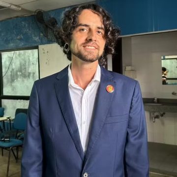 Eleições 2024: PCB oficializa candidatura de Giovani Damico à Prefeitura de Salvador