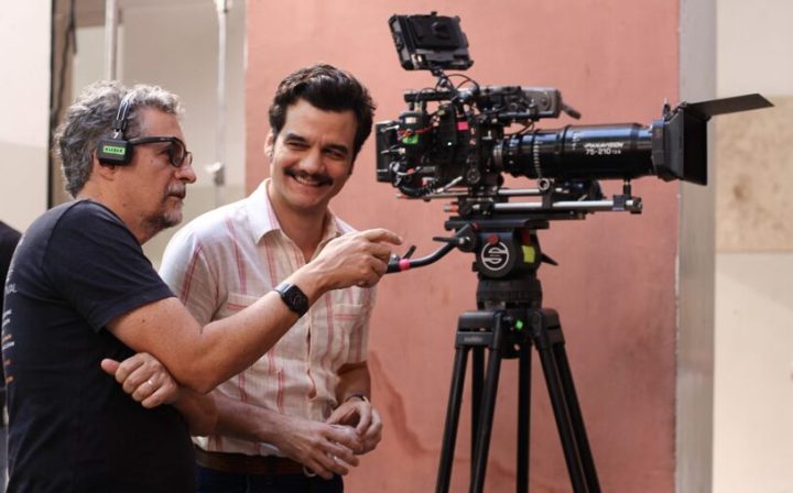 Novo filme estrelado por Wagner Moura e dirigido por Kleber Mendonça Filho anuncia fim das gravações