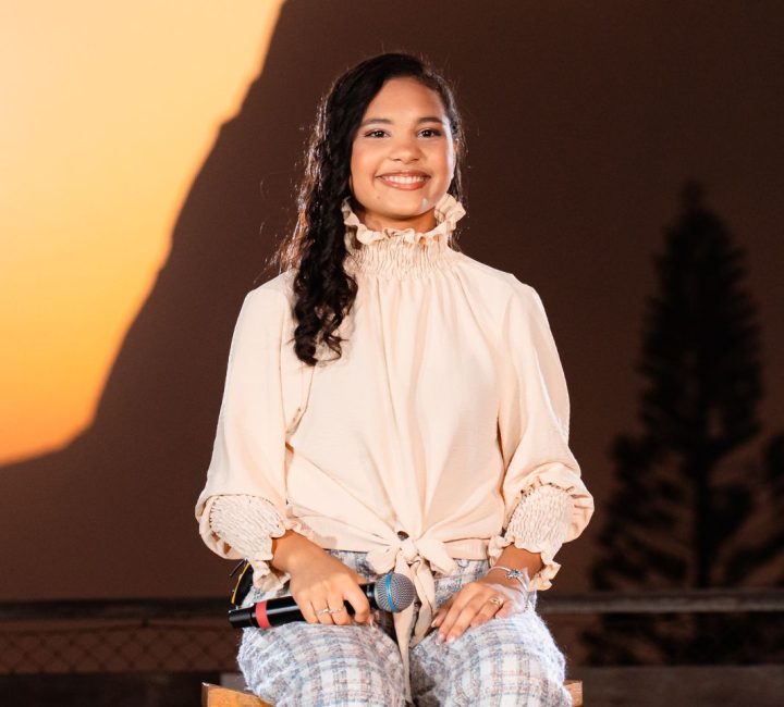 Fenômeno gospel de 15 anos, Maria Marçal escolhe Salvador para gravação de DVD