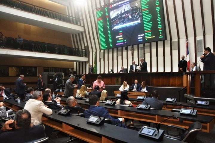 Alba discute projeto que cria a Loteria da Bahia