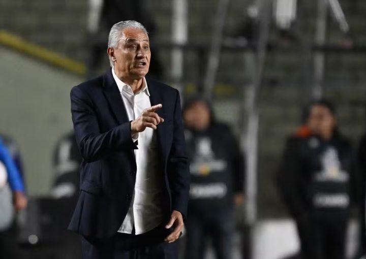 Técnico Tite é internado em hospital no Rio de Janeiro