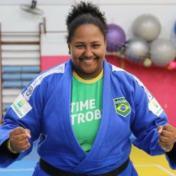 Primeiro ouro do Brasil nas Olimpíadas de Paris, judoca Beatriz Souza perdeu avó há um mês