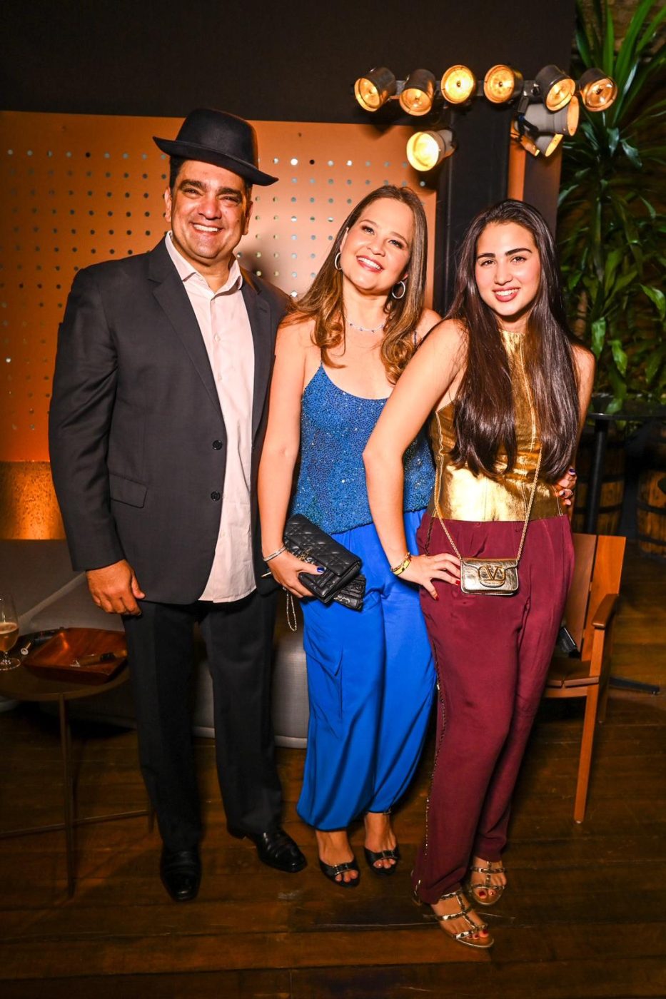 José Antônio Martins, Fabiana Muller e Ana Beatriz Monteiro