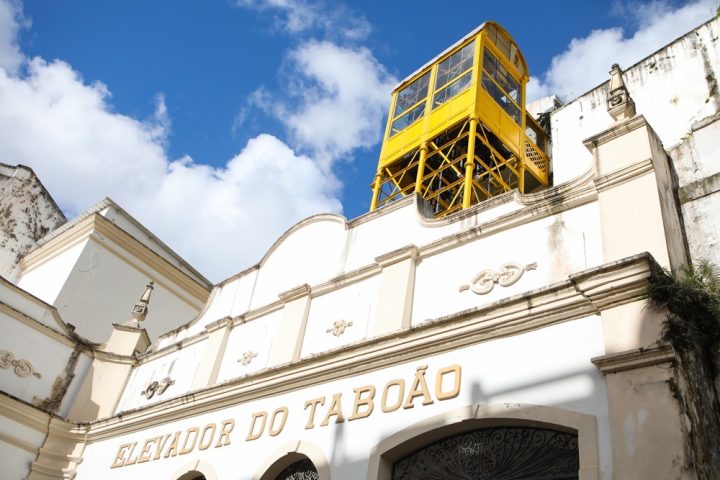Reinaugurado pela Prefeitura, Elevador do Taboão transporta quase mil usuários por dia