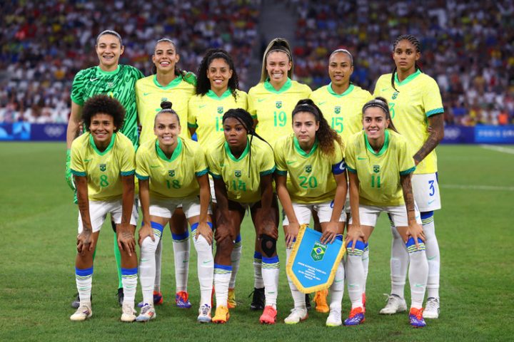 Com a prata nas Olimpíadas de Paris, seleção brasileira feminina sobe no ranking da Fifa