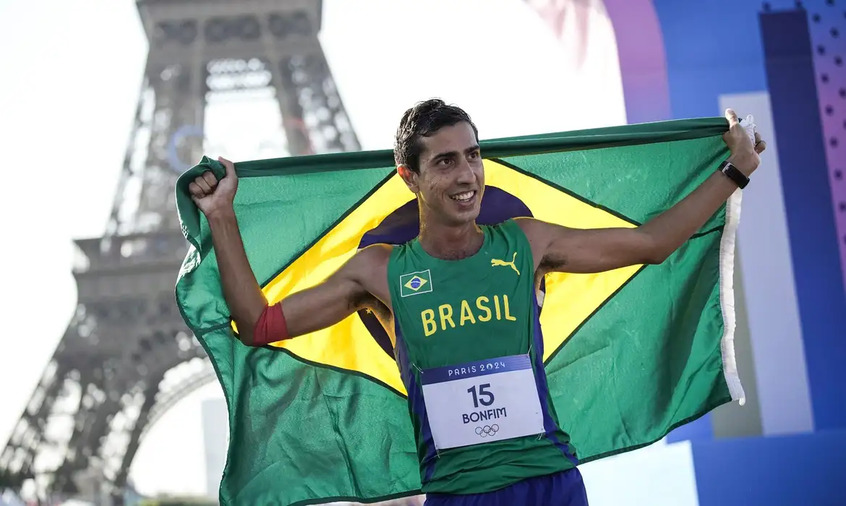 Paris-2024: Caio Bonfim conquista prata inédita para o Brasil na marcha atlética