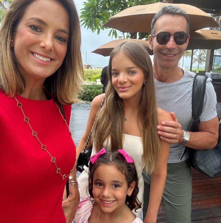Cesar Tralli se declara em foto com Rafa Justus e Tici Pinheiro: ‘Minha família’