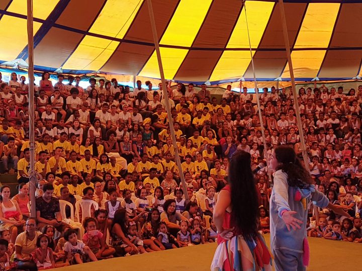 Desde abril com picadeiro a céu aberto, Picolino inaugura nova lona com evento