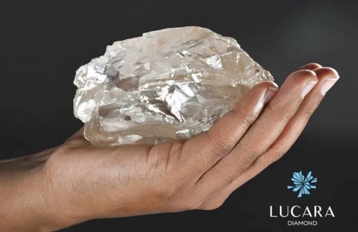 Com mais de 2.400 quilates, segundo maior diamante do mundo é encontrado em Botsuana, na África
