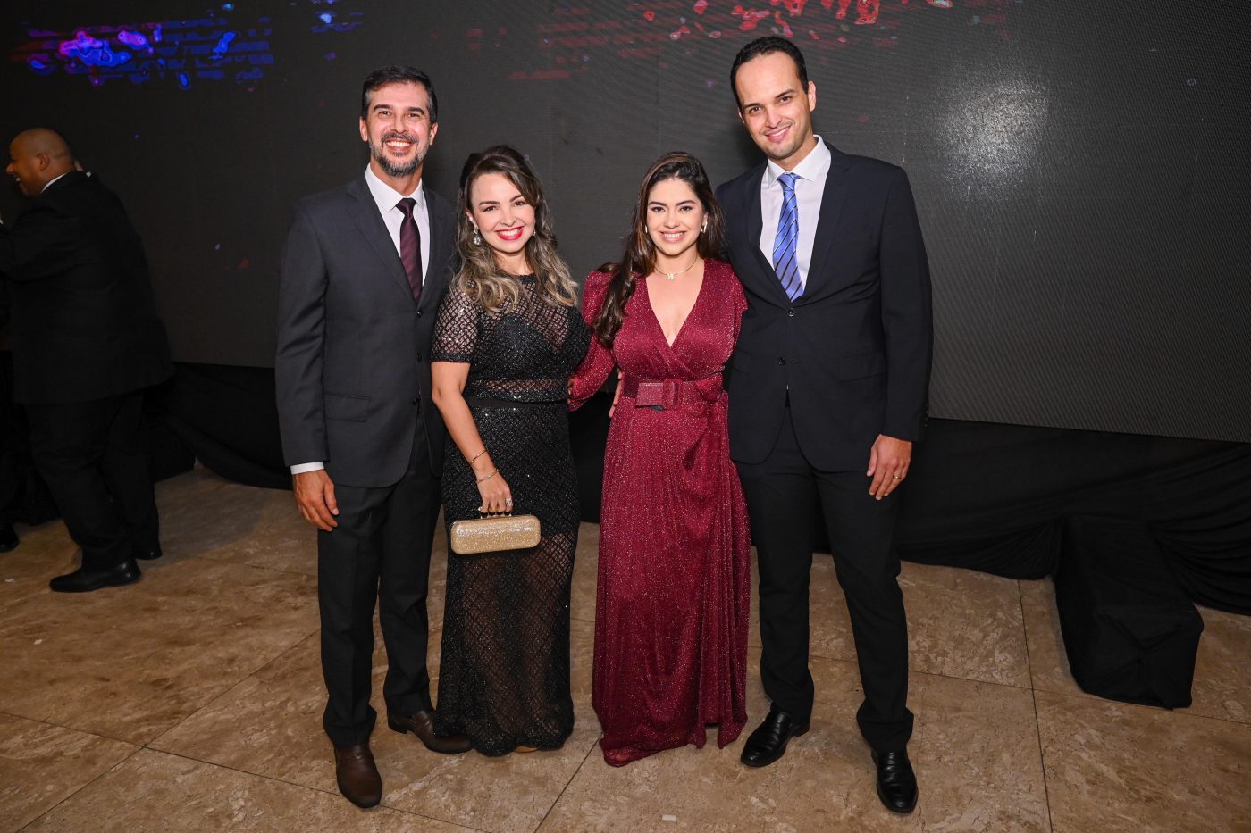 Fernando Sodake, Juliana Velanes, Mayara Resende e Elson Velanes