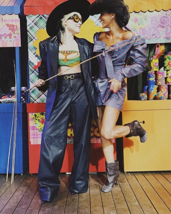 Bruna Marquezine celebra aniversário com festa; veja fotos