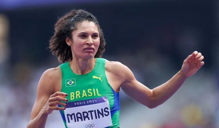 Jogos de Paris: Valdileia Martins sente dor e desiste da final do salto em altura