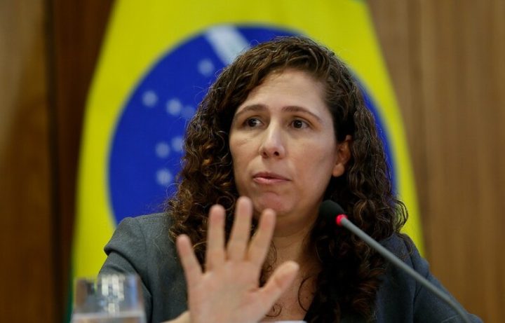 Governo planeja realizar novo concurso unificado no próximo ano, afirma ministra