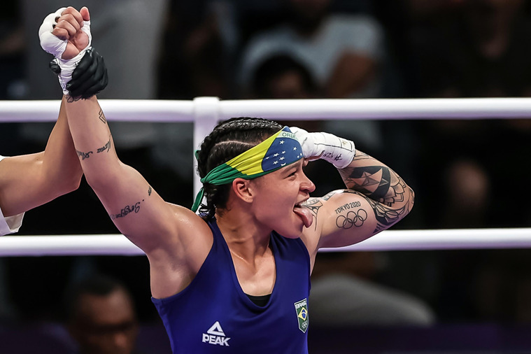 Paris-2024: Brasil tem desafios no surfe, boxe, futebol feminino e ginástica neste sábado (3)