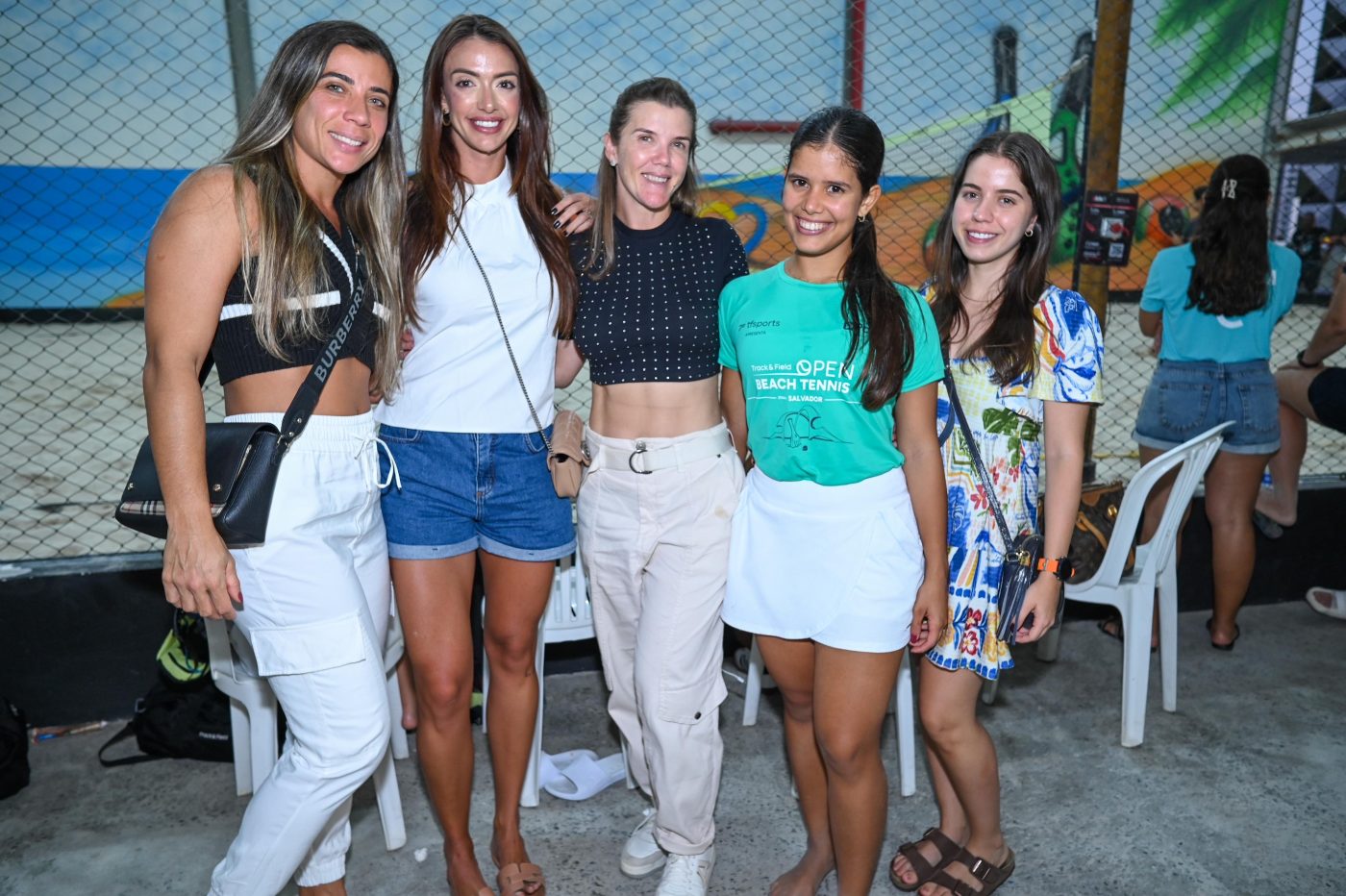 Danielle Saleme, Debora Saback, Verônica Mercês, Luana Queiroz e Maria Júlia